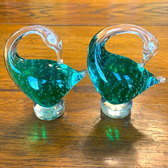 Vintage Murano Glass Set of Swans Paperweights - Picture 2 of 5